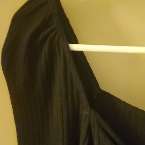 Reformation Black Long Sleeve Knot Front Top - Picture 4 of 7